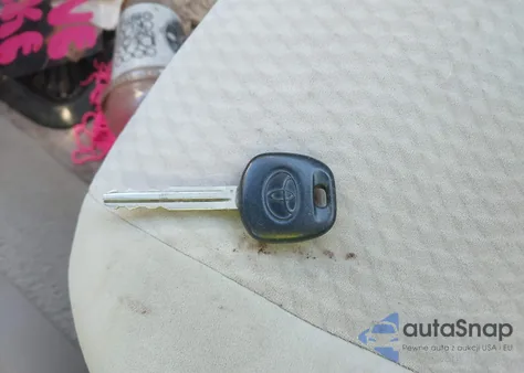 2011 Toyota Camry z USA, uszkodzony, nr VIN 4T1BF3EK0BU581297